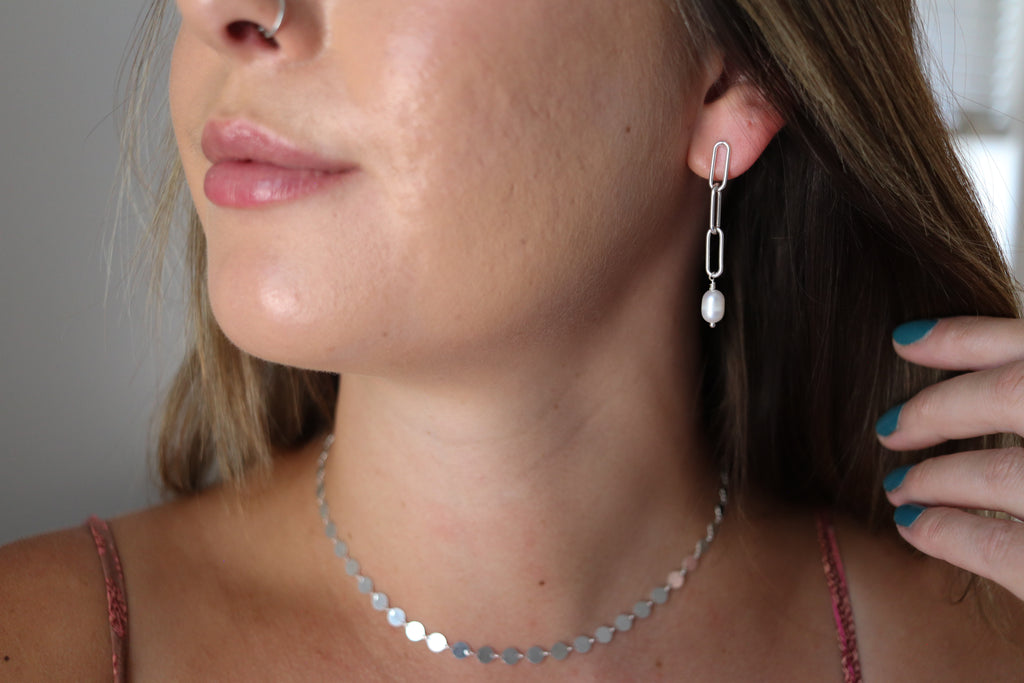 Freshwater Pearl Paperclip Chain Stud Earrings 1