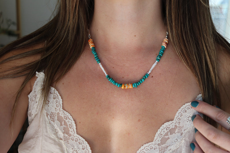 Spiny Oyster x Fox Turquoise x Pearls Beaded Necklace (18 inches)