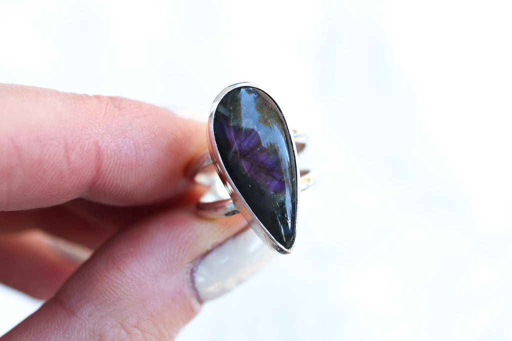 Size 6 Purple Labradorite Ring