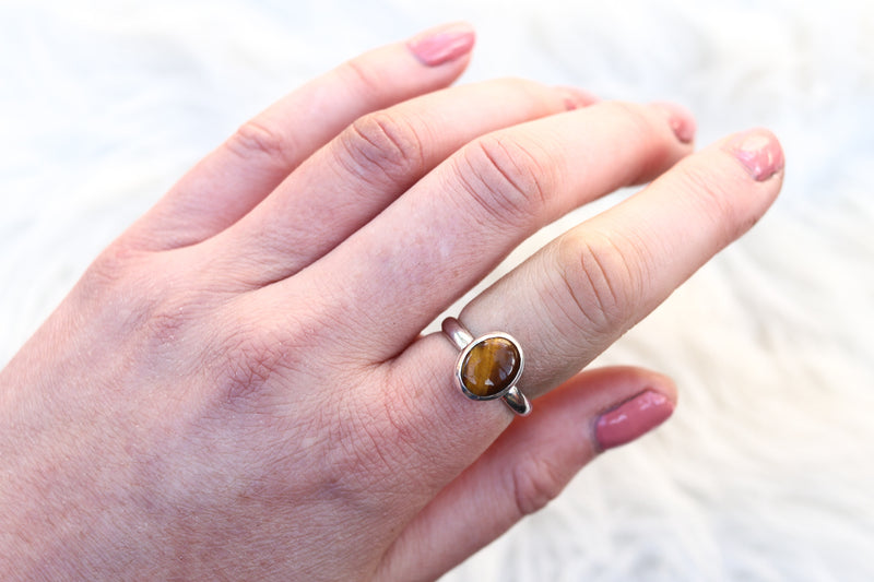 Size 8 Tigers Eye Ring