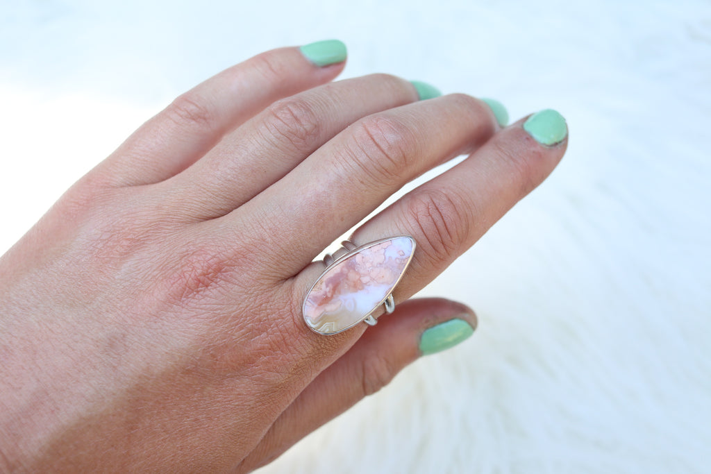 Size 8 Cotton Candy Agate Ring