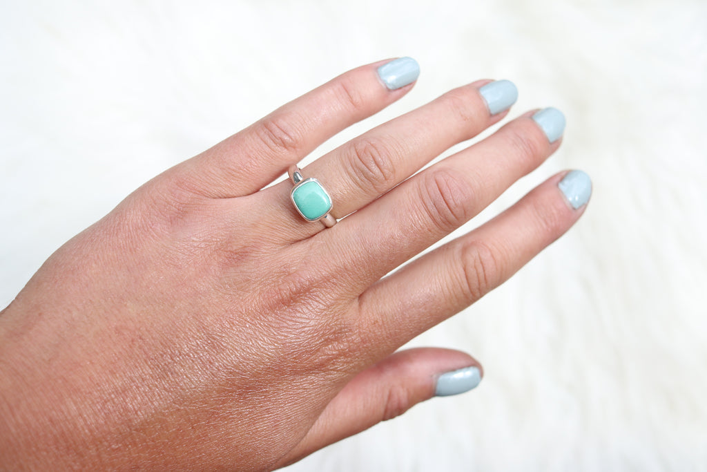 Size 7 Carico Lake Turquoise Ring