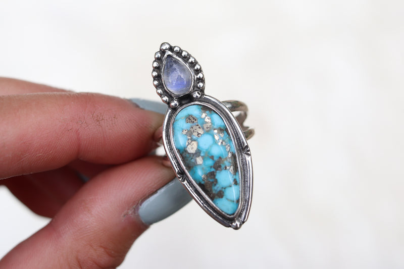 Size 8.5 Moonstone x White Water Turquoise Ring