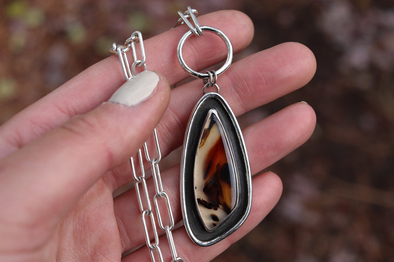 Montana Agate Hoop Necklace