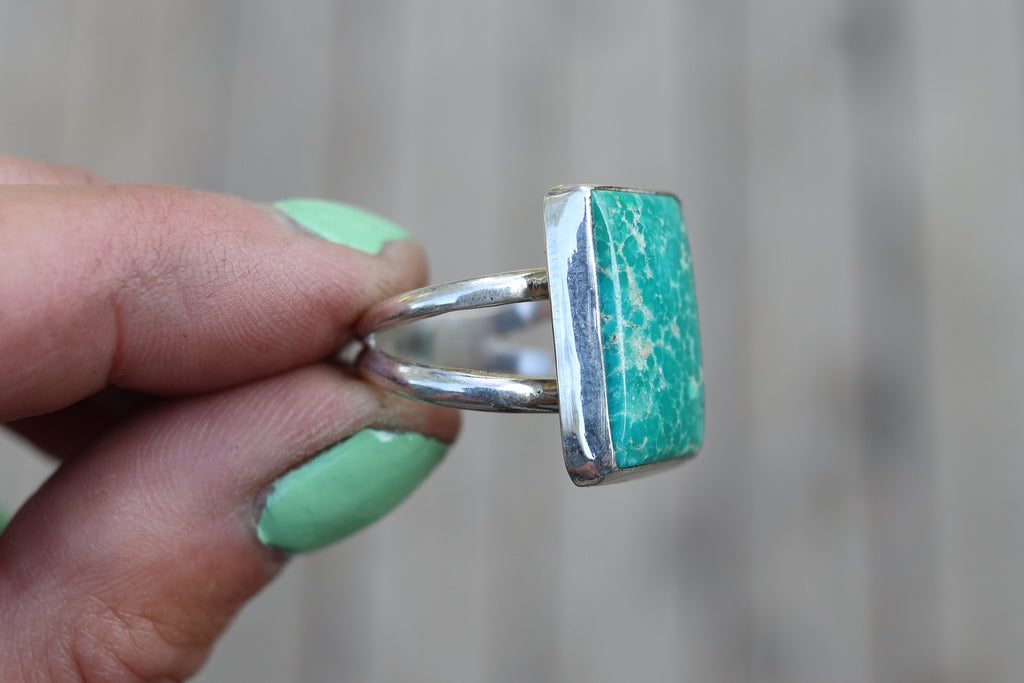 Size 8.5 Emerald Valley Turquoise Ring