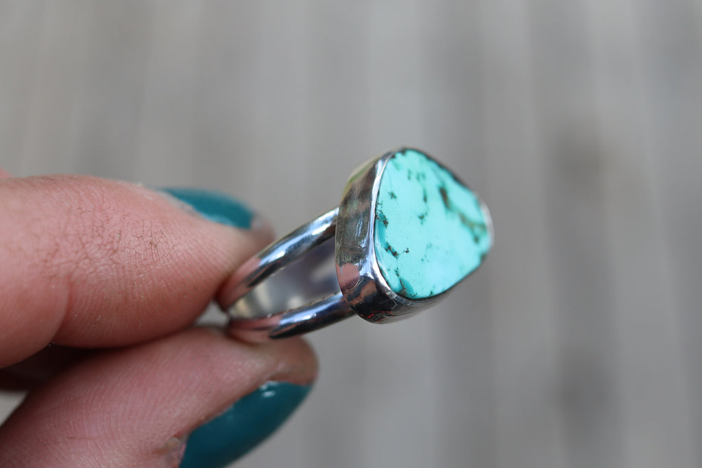 Size 7.5 Carico Lake Turquoise Ring
