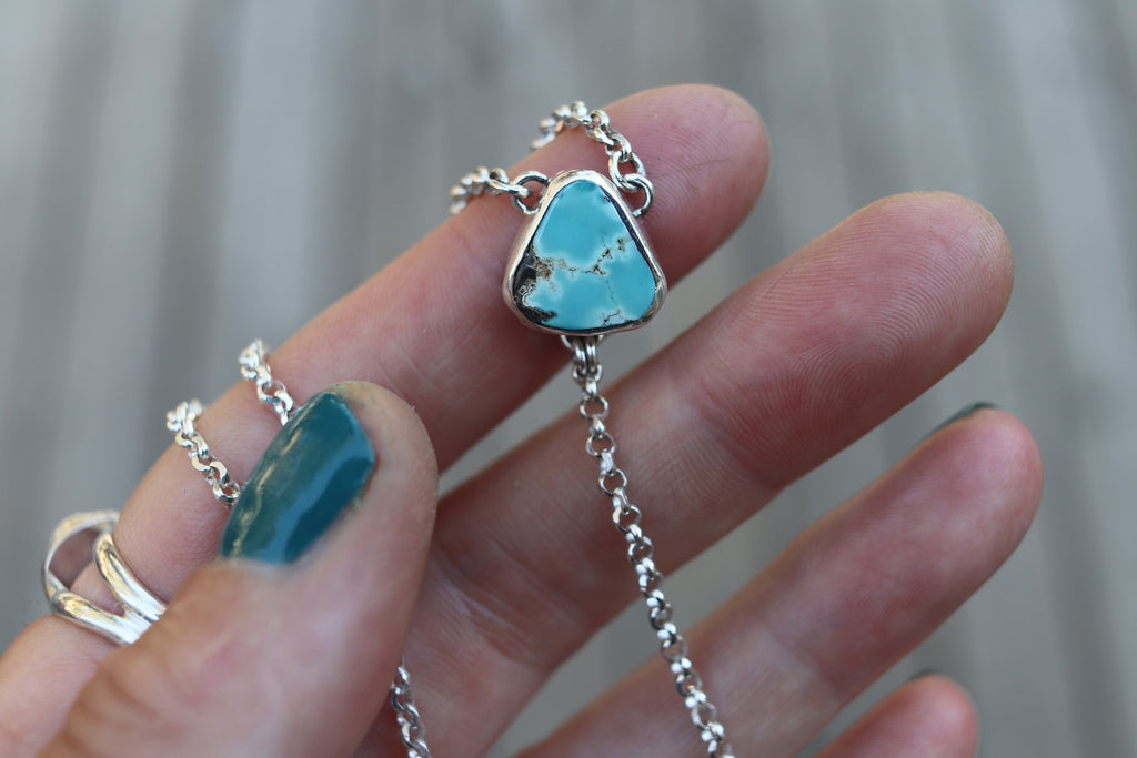 Carico Lake Turquoise Lariat Necklace (16 inch chain)