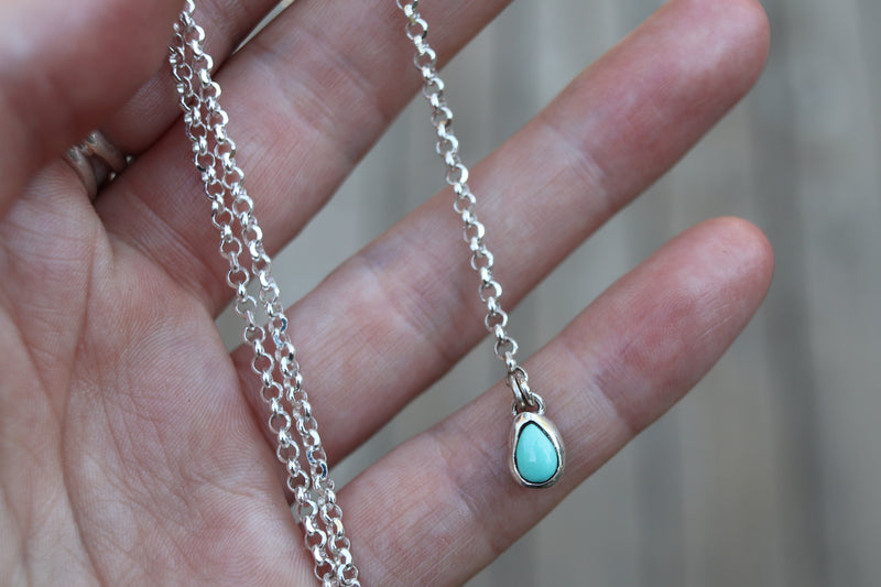 White Water Turquoise Lariat Necklace (18 inch chain)