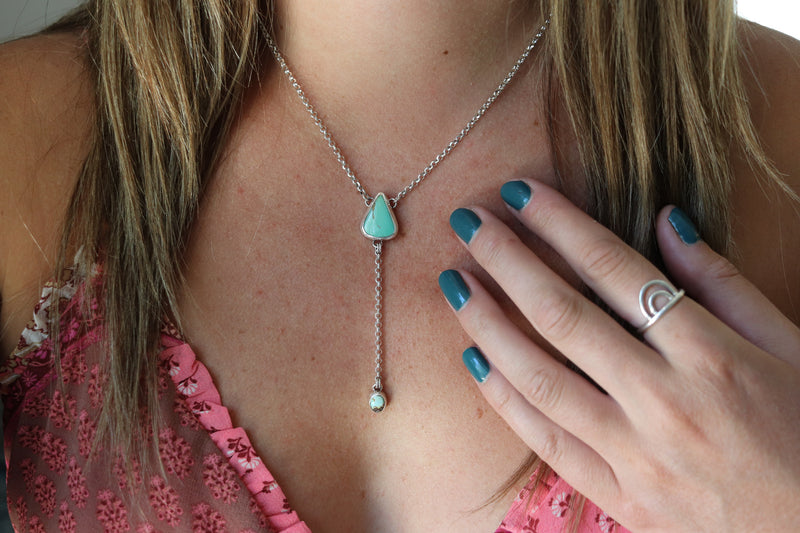 Royston Turquoise Lariat Necklace (16 inch chain)