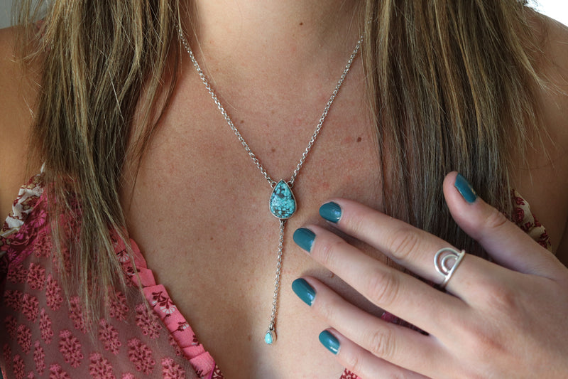 White Water Turquoise Lariat Necklace (18 inch chain)