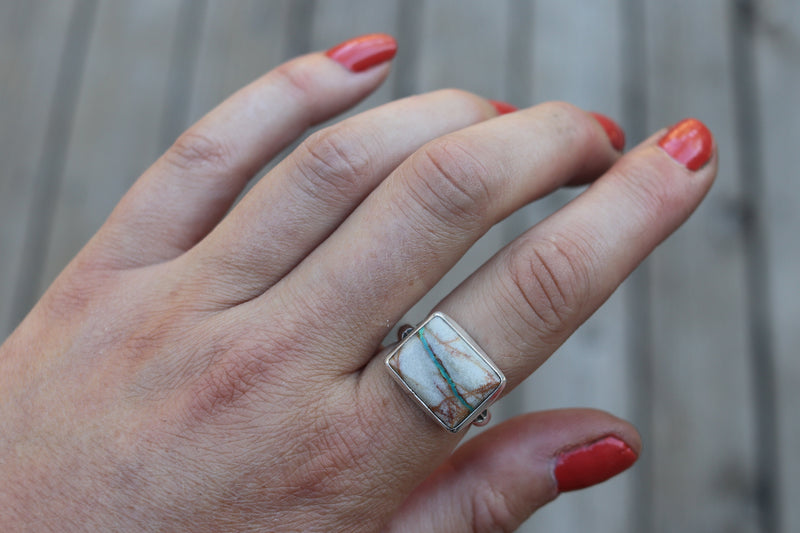 Size 8.5 Royston Ribbon Turquoise Stamped Ring