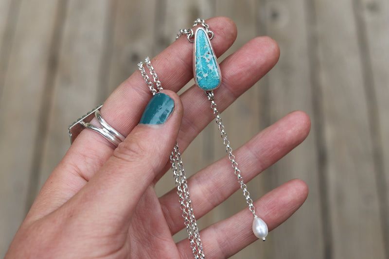 White Water Turquoise x Pearl Lariat Necklace (16 inch chain)