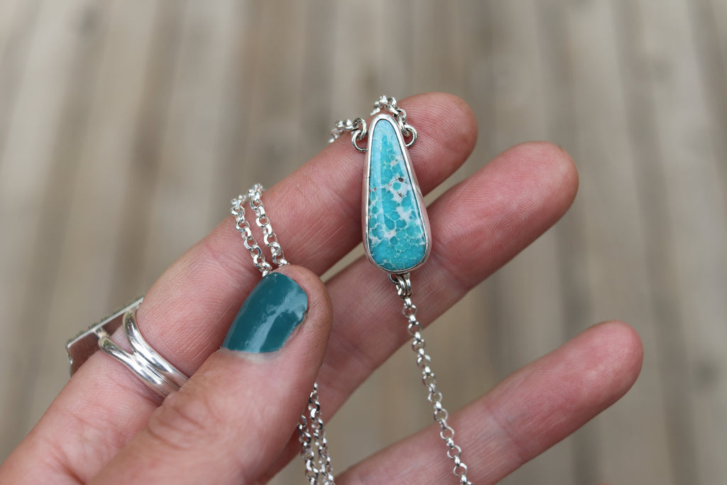 White Water Turquoise x Pearl Lariat Necklace (16 inch chain)