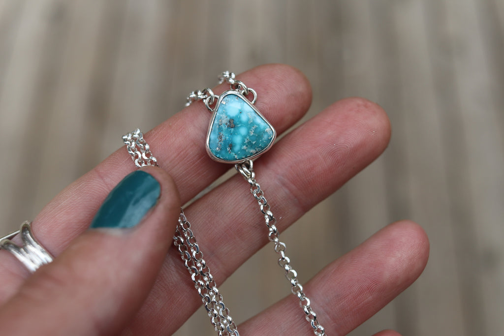 White Water Turquoise x Pearl Lariat Necklace (18 inch chain)
