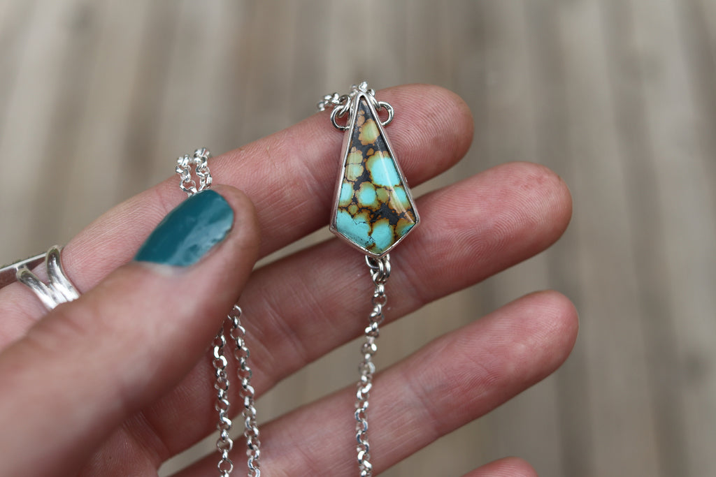 Treasure Mountain Turquoise Lariat Necklace (16 inch chain)