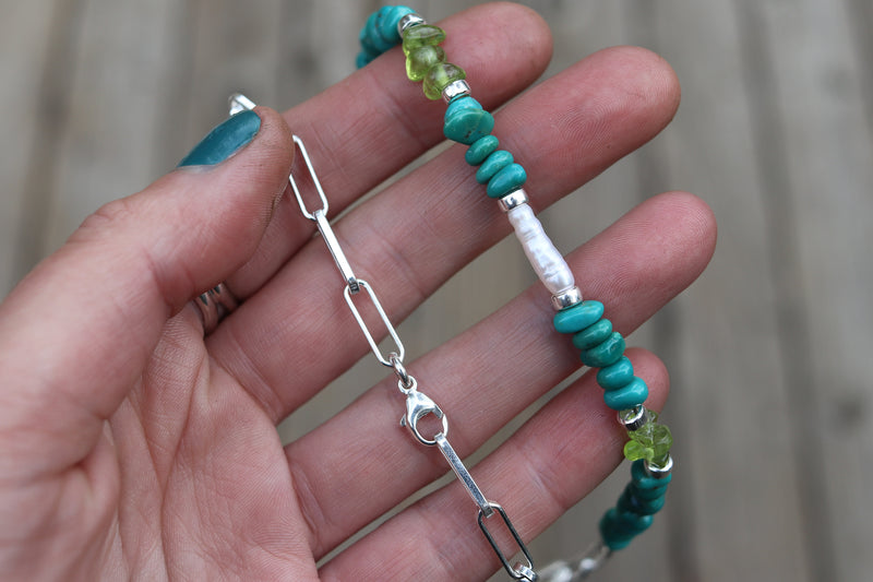 Pearl x Fox Turquoise x Peridot Beaded Necklace (16 inches)