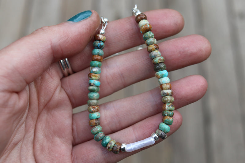 Fox Turquoise x Pearl Beaded Necklace (16 inches)
