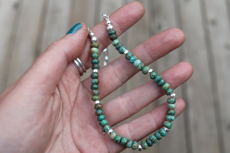 Fox Turquoise Beaded Necklace (18 inches)