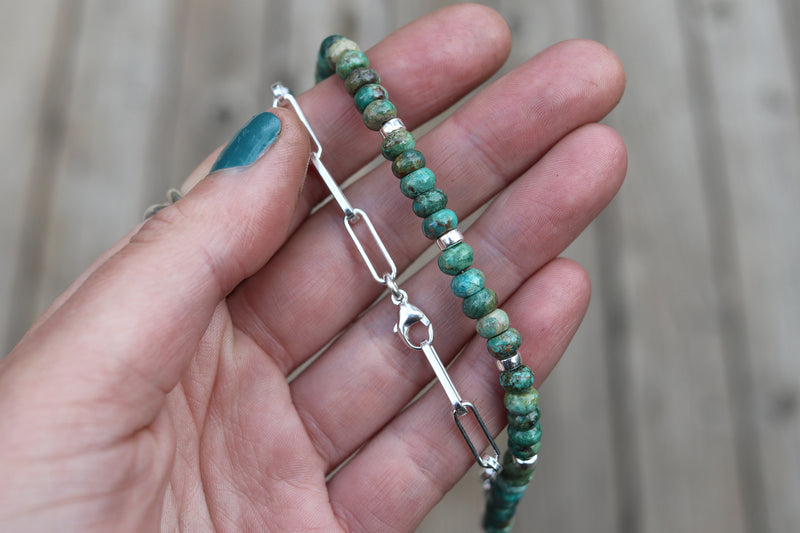 Fox Turquoise Beaded Necklace (18 inches)
