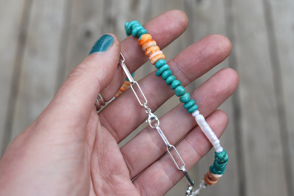 Spiny Oyster x Fox Turquoise x Pearls Beaded Necklace (18 inches)